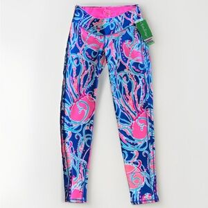 NEW Lilly Pulitzer LUXLETIC WEEKENDER LEGGING Iris Blue Pop Up Jellies Be Jammin